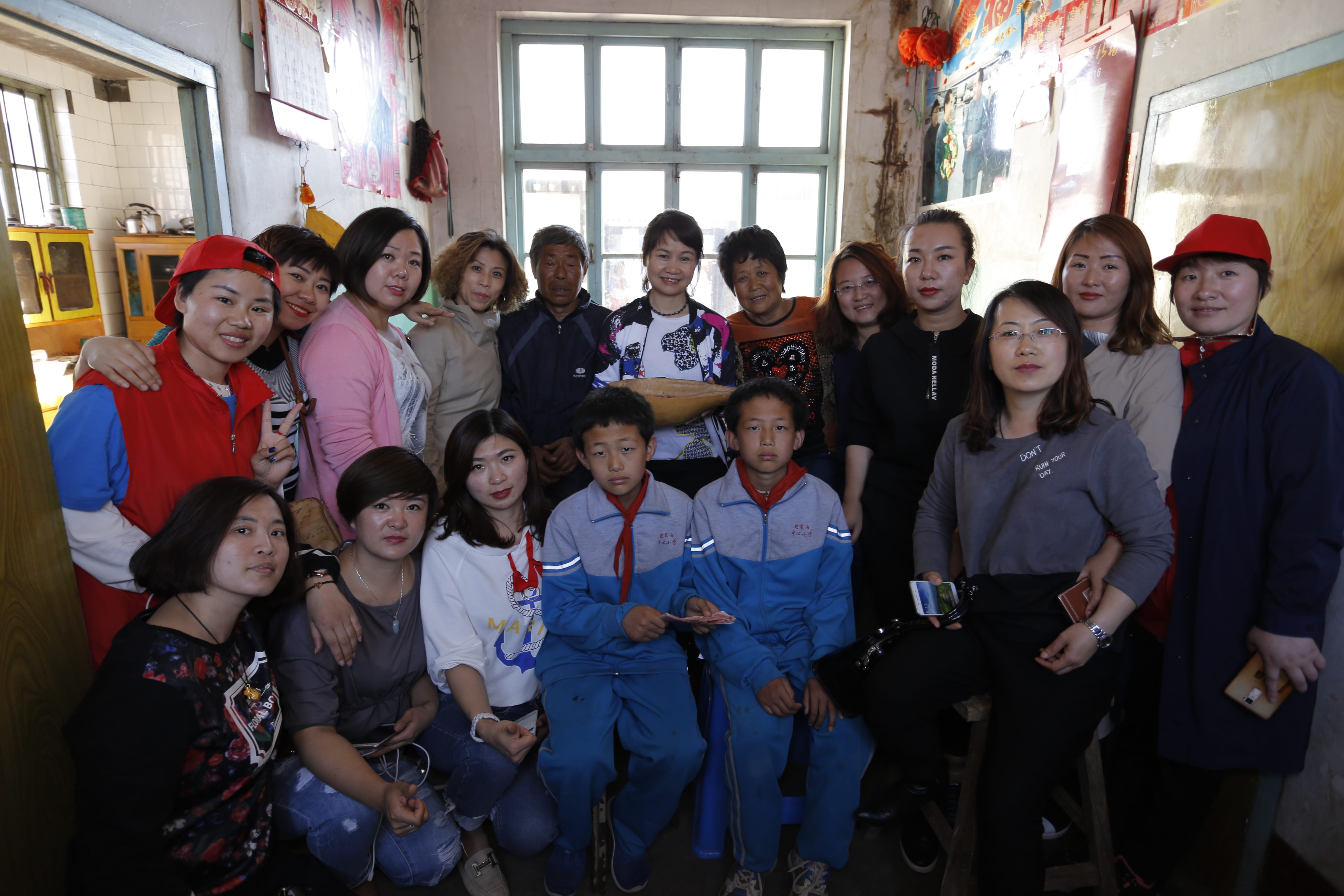 第83所 栖霞市蛇窝泊开云足球体育_开云足球(中国)
马金荣小学