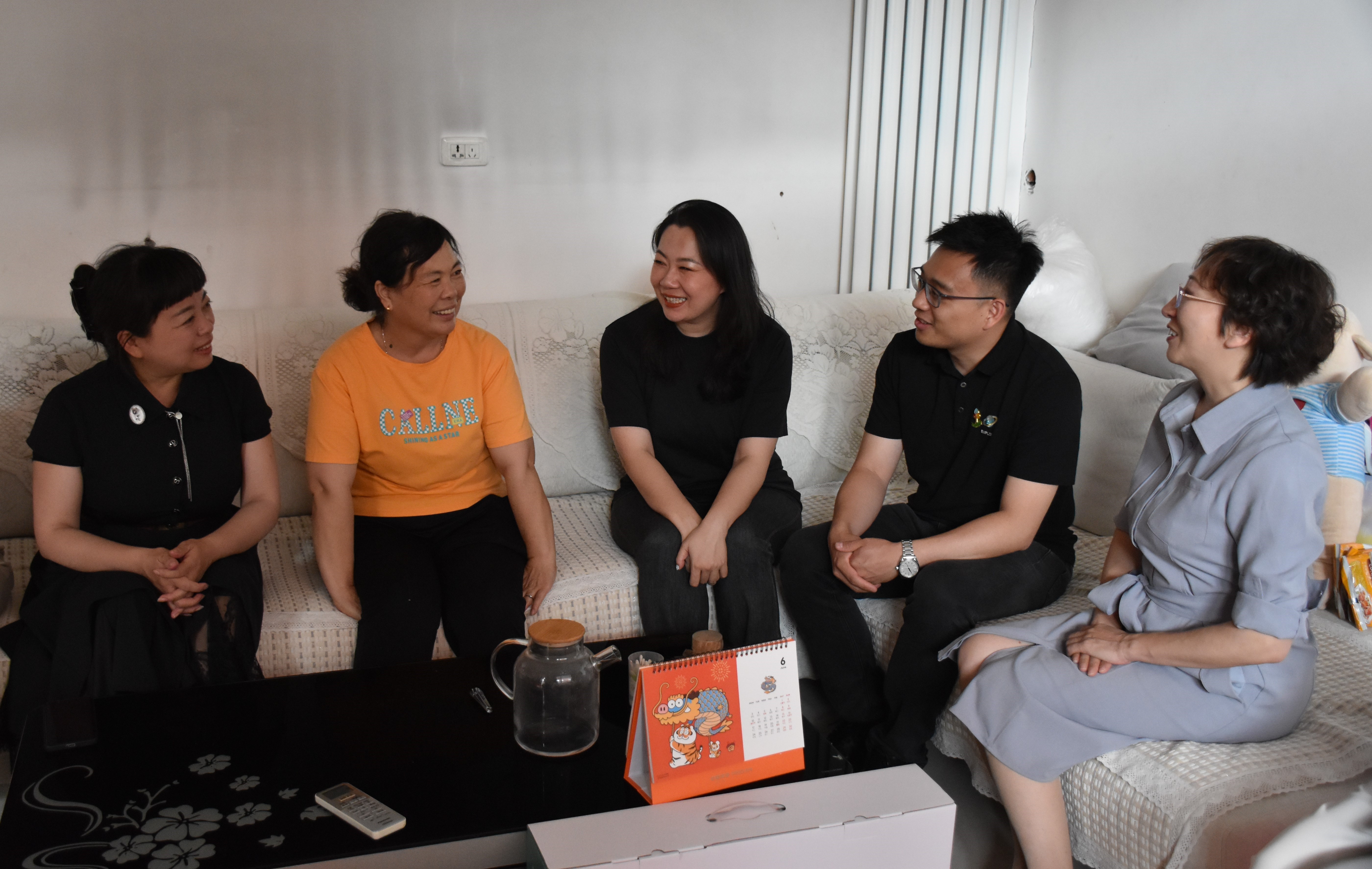 开云足球体育_开云足球(中国)
公益送温暖：6载慈善 660名单亲母亲受益